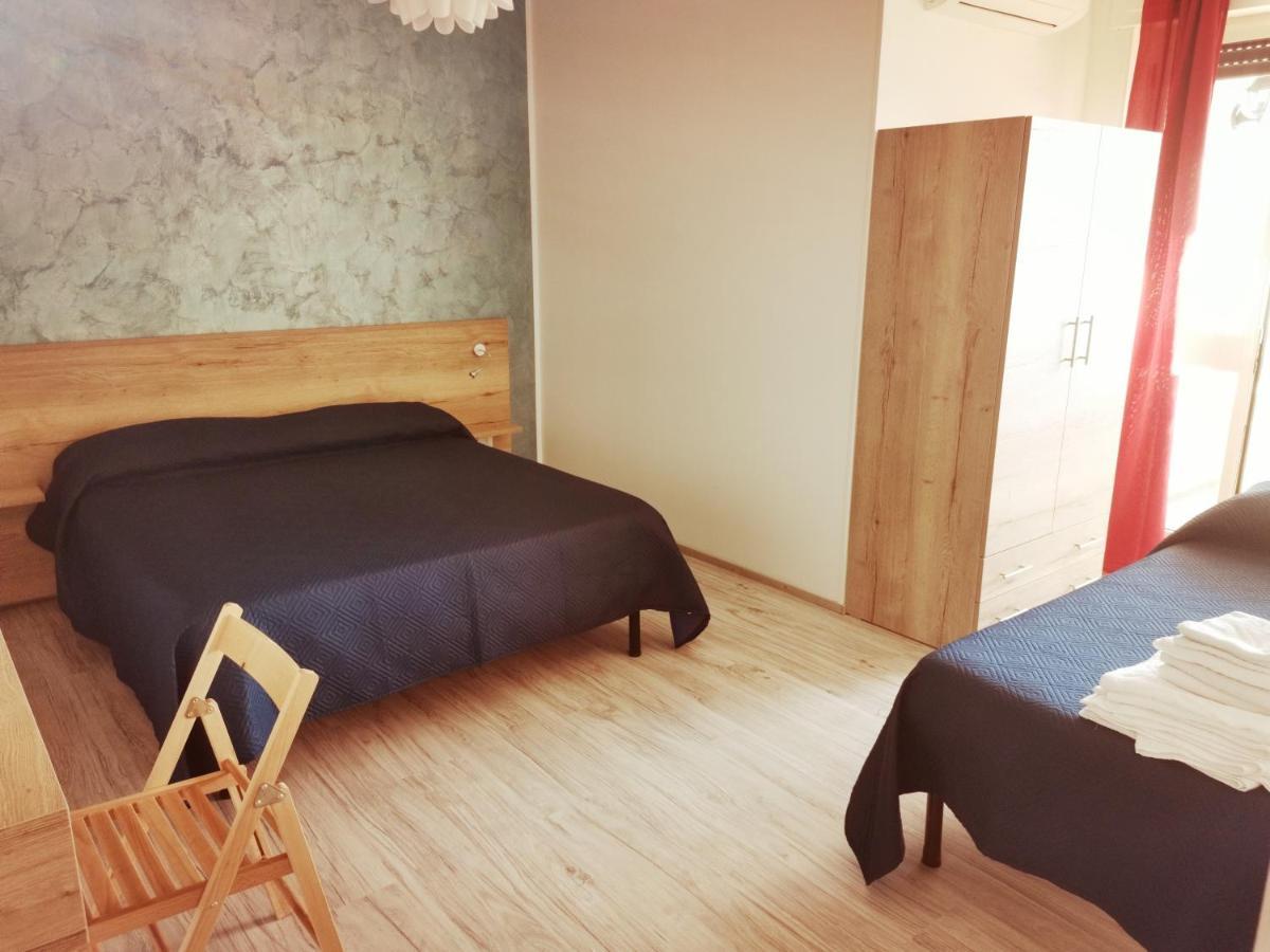 Via Alessandria Hotel Racale Ngoại thất bức ảnh